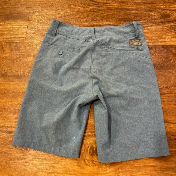 Volcom Board Shorts - Picture 4 of 11